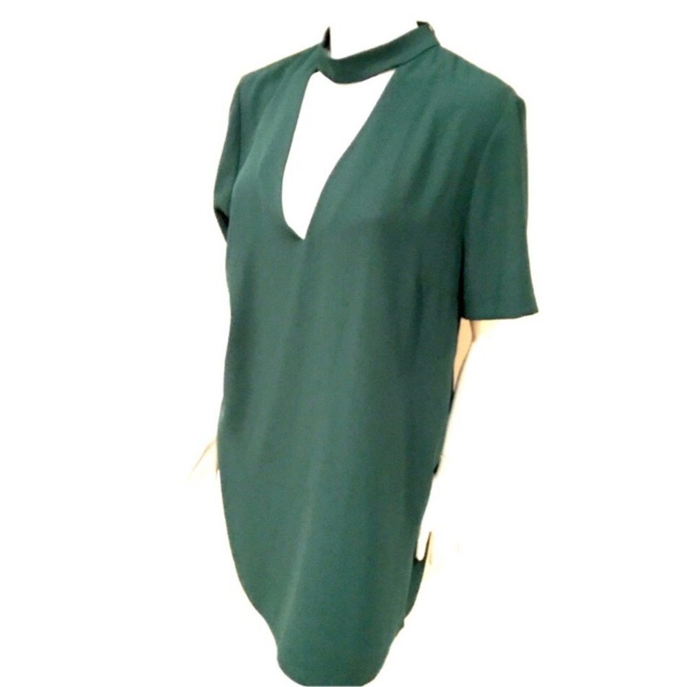 Zara chocker dress in hunter green